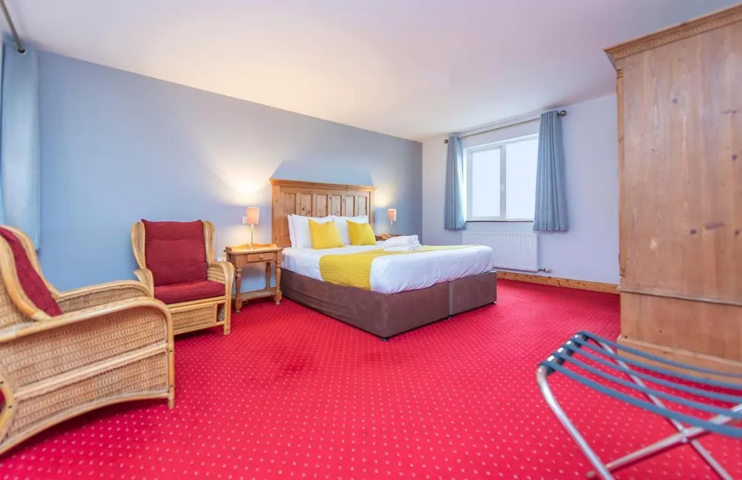 Dingle Marina Lodge-1